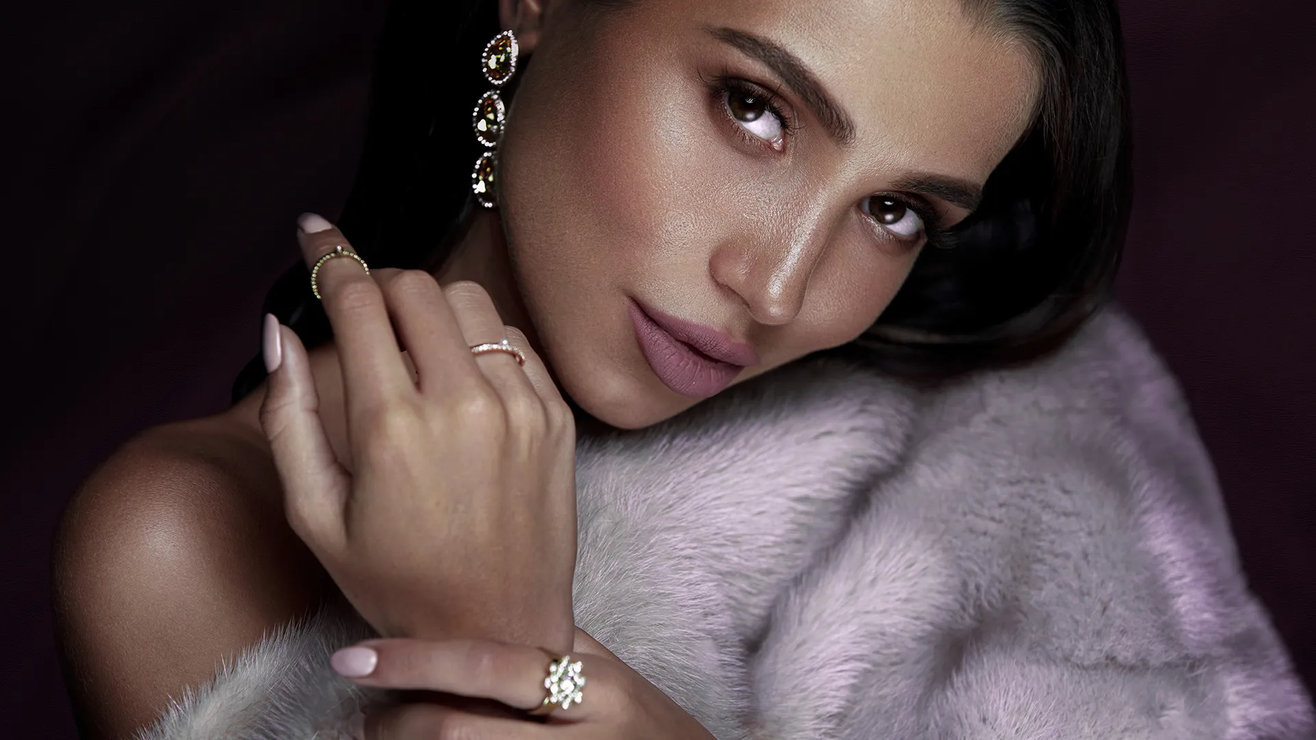 Reverie fine-jewelry logo and visual system
